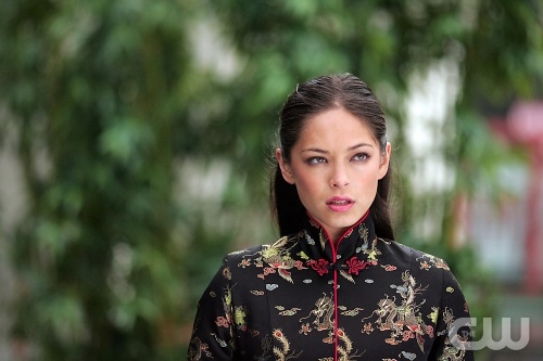 TheCW Staffel1-7Pics_161.jpg - SMALLVILLE"Sacred" (Episode #415)Image #SM415-3853Pictured: Kristin Kreuk as Isobel the witchCredit: © The WB/Michael Courtney